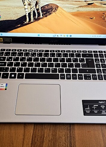 Beden Acer Aspire 3 i7-16Gb
