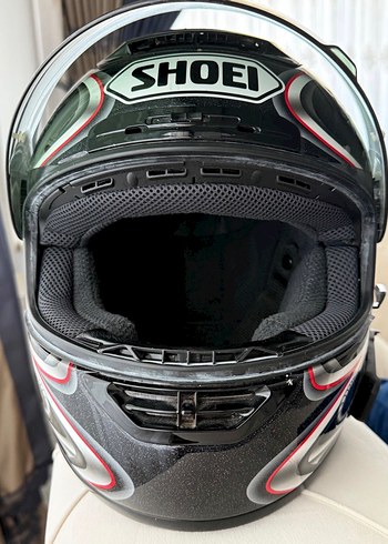 Parlak Siyah Baskılı Biker Kask ( SHOEI ) - Görsel 4