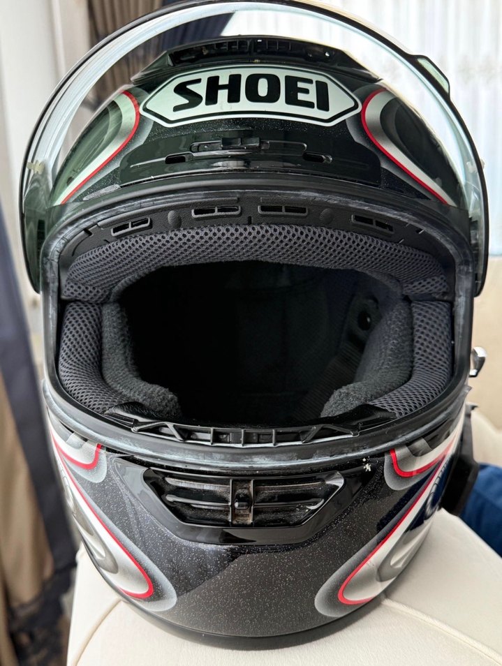 Parlak Siyah Baskılı Biker Kask ( SHOEI ) - Görsel 4