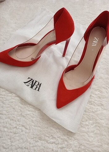 Zara Kırmızı Stiletto Topuklu Ayakkabı 