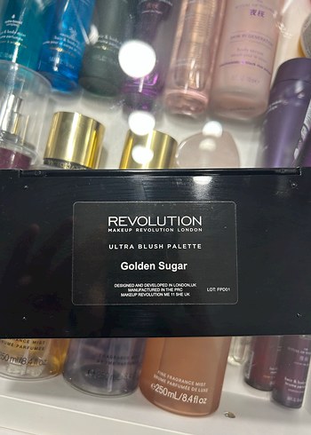 Revolution Ultra Blush Palette - Görsel 4