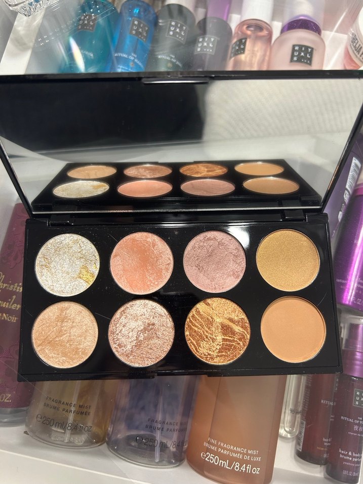 Revolution Ultra Blush Palette - Görsel 3