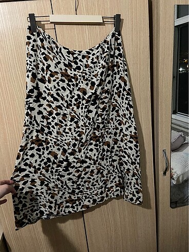 46 Beden çeşitli Renk Leopar midi etek
