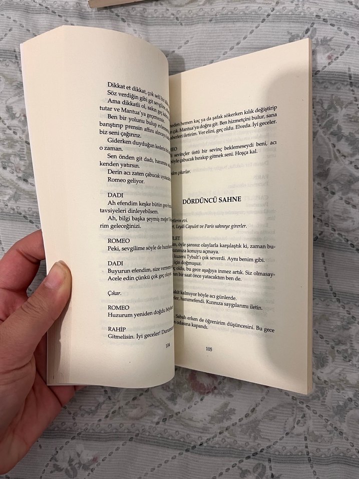 William Shakespeare - Romeo ve Juliet - Görsel 4