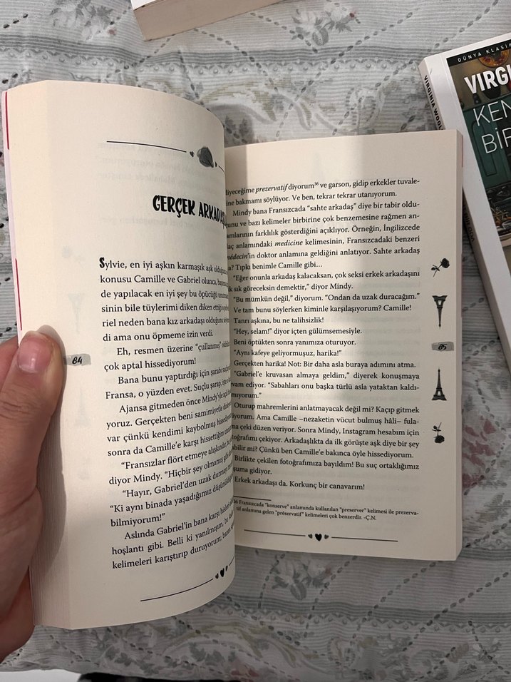 Emily in Paris'te - Catherine Kalengula - Görsel 3