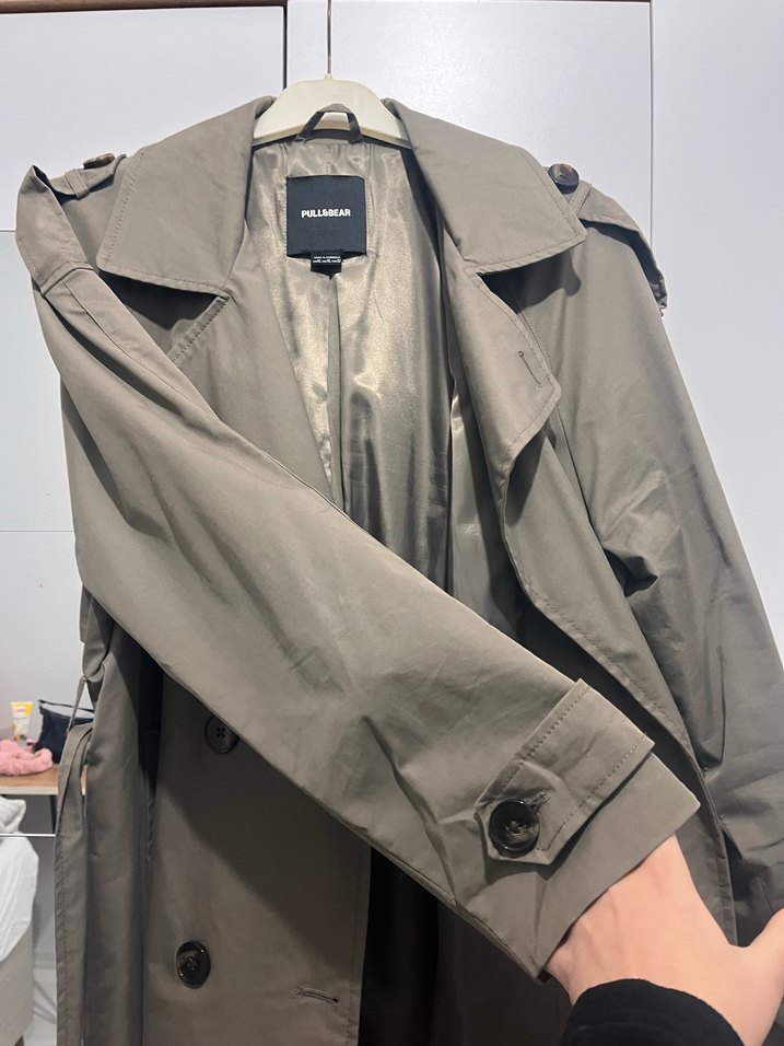 Bejle yeşil karışımı Pull & Bear Uzun Kemerli Kadın Trençkot - Görsel 4