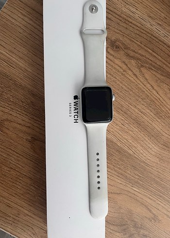 Apple Watch Series 3 Akıllı Saat ve Orijinal Şarj Kablosu - Görsel 2