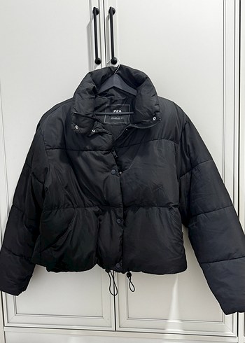 m Beden siyah Renk Zara Siyah Düğmeli Midi Kışlık Kadın Mont