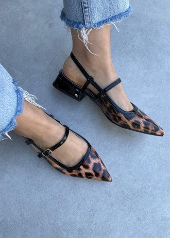 Leopar Desenli Tokalı Kadın Topuklu Babet
