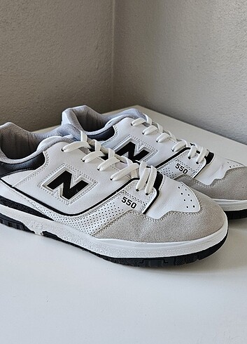 New Balance NEW BALANCE 550 ( BEYAZ-SİYAH / 43 NUMARA )