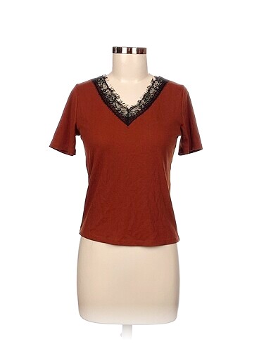 LC Waikiki T-shirt %70 İndirimli.