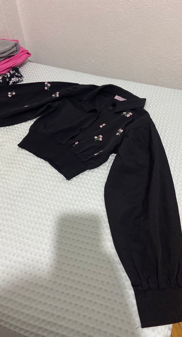 Siyah Nakışlı Uzun Kollu Bolero - Görsel 4