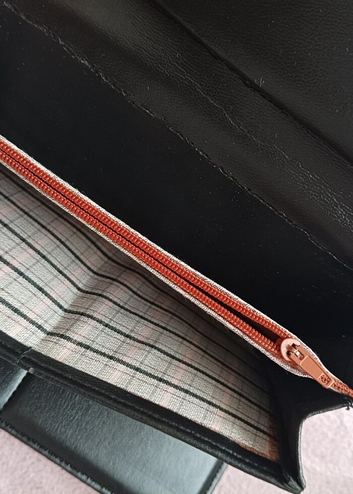 iki tane kadın cüzdan  - Görsel 5