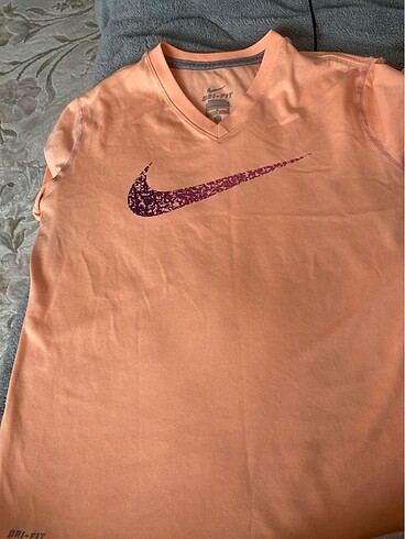 Nike tisort