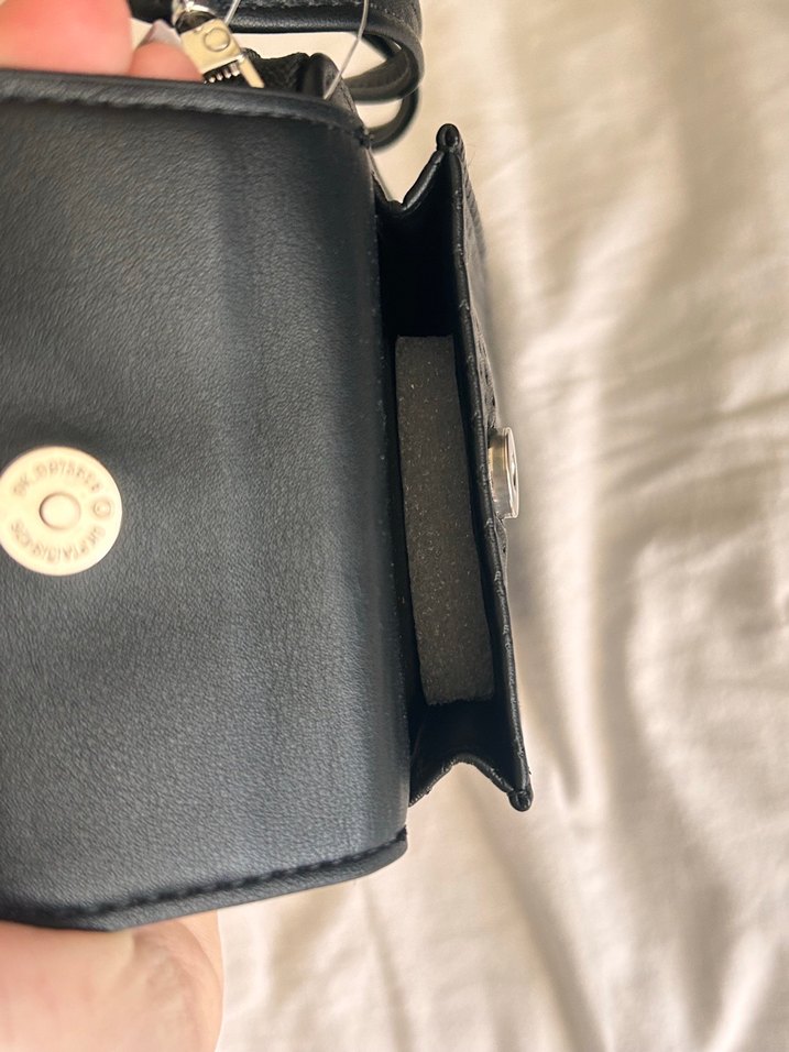 Siyah Deri Kadın Çapraz Çanta - Görsel 3