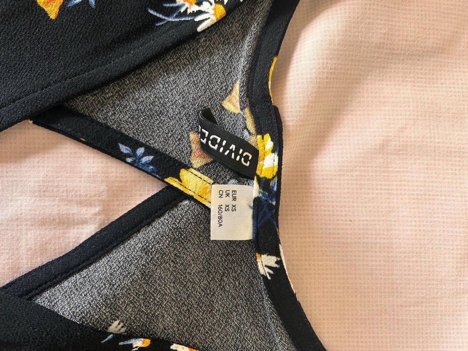 Sarı Çiçek Desenli V Yaka Hamile Bluzu - Görsel 4