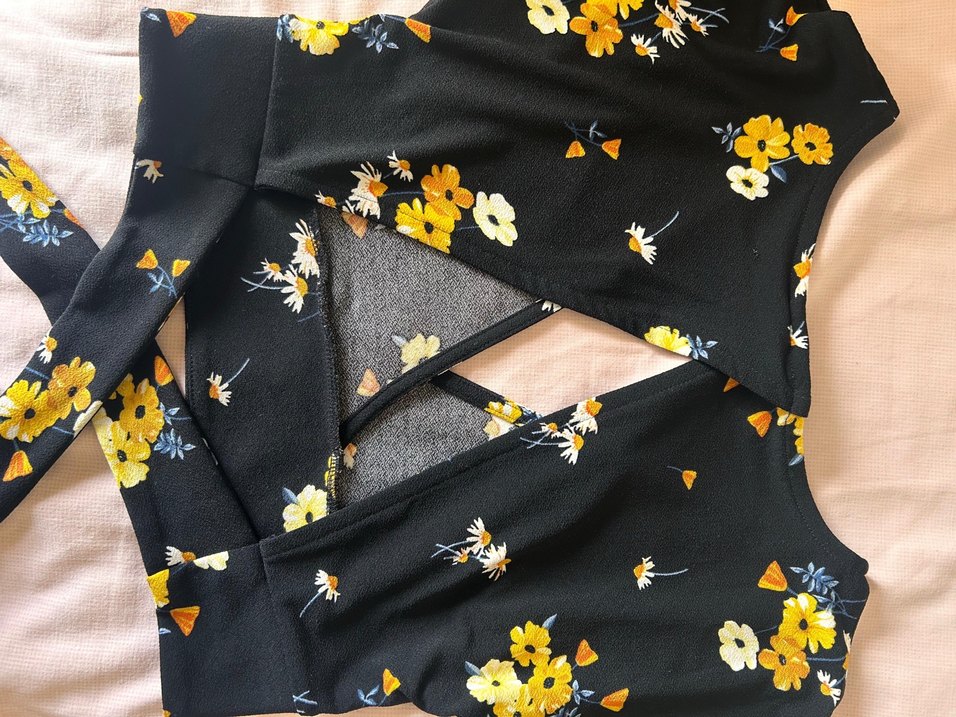 Sarı Çiçek Desenli V Yaka Hamile Bluzu - Görsel 3