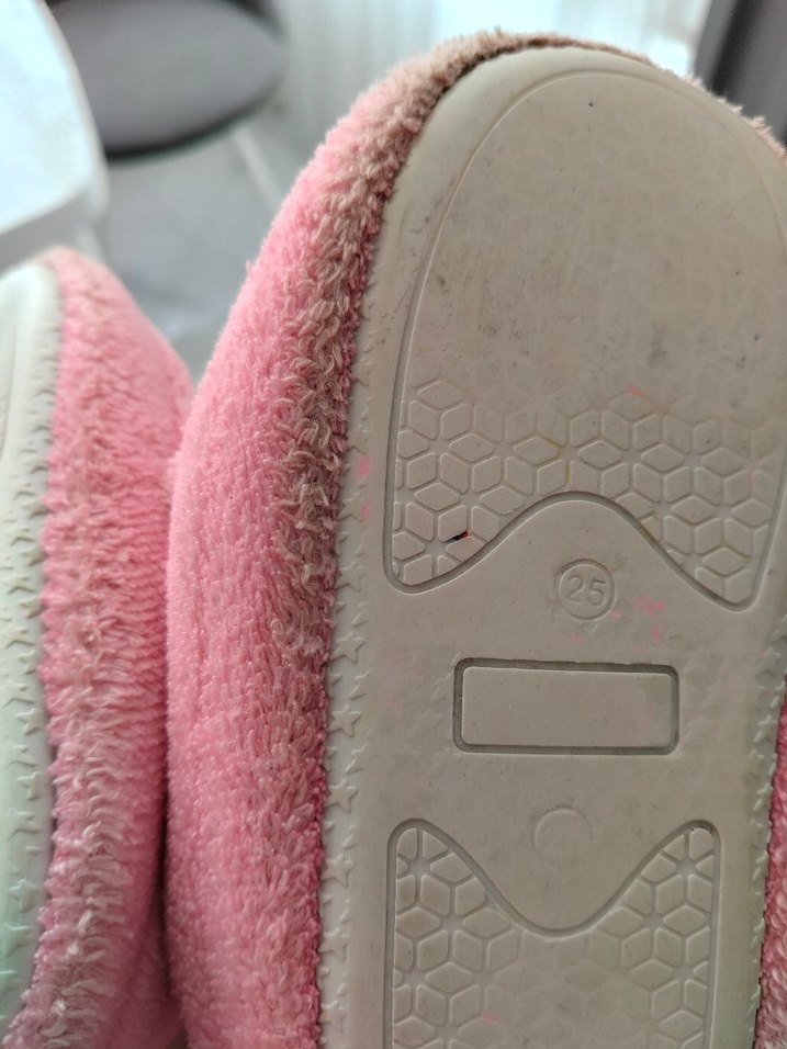 Kız Çocuk Pembe Nakışlı Sıcak Ev Terliği - Görsel 4