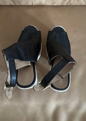 Siyah Rugan Platform Topuklu Kadın Ayakkabı - Görsel 5