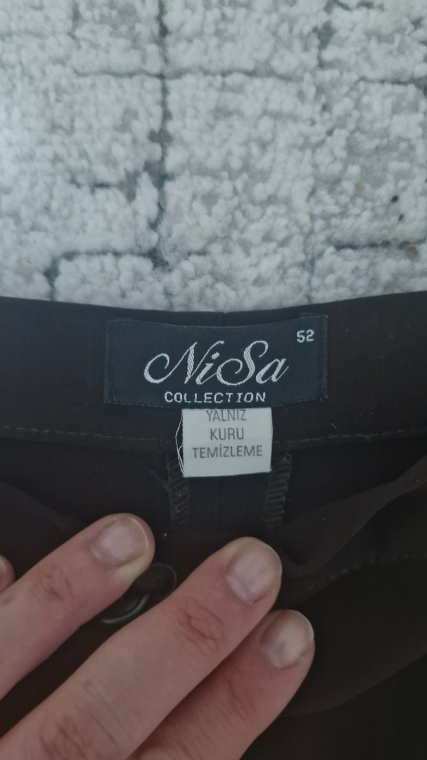 Kahverengi ve Siyah Büyük Beden Kumaş Pantolonlar - Görsel 4