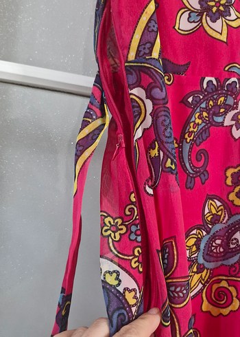 Pembe Desenli Şifon Elbise - Görsel 5