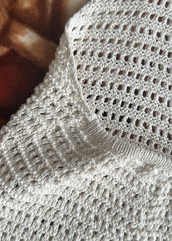 Nakışlı Beyaz Üst - Görsel 4