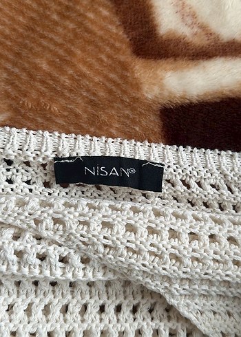 Nakışlı Beyaz Üst - Görsel 8