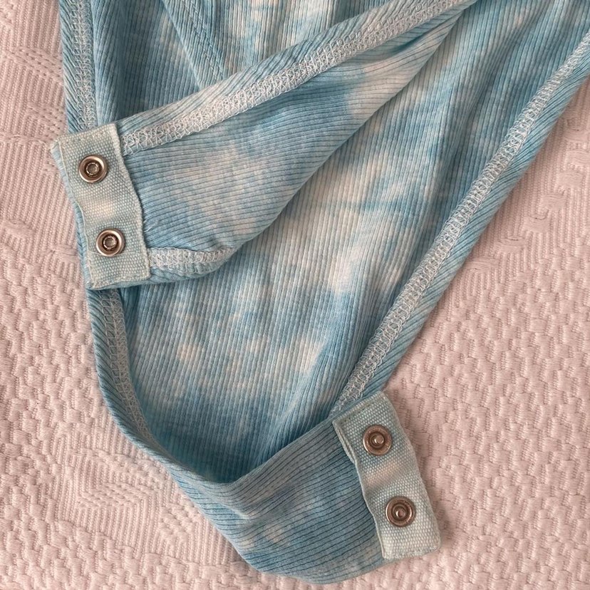 Mavi Batik Desenli Üst - Görsel 2