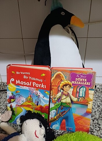 Milk Makeup Toplu oyuncak ve hikaye kitabı