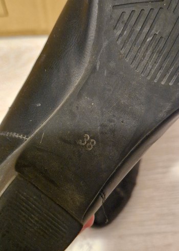 Siyah Yılan Desenli Topuklu Kadın Ayakkabı - Görsel 3