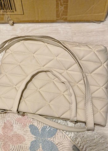 Beyaz Deri Fermuarlı Kadın Çanta - Görsel 3