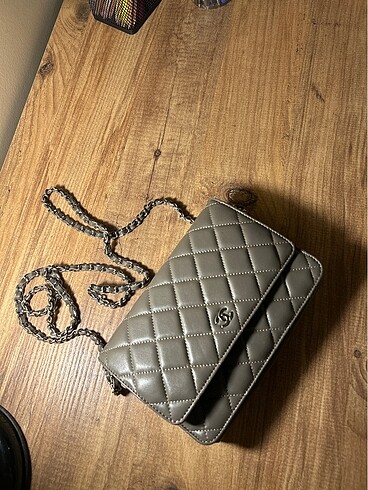 Chanel channel canta