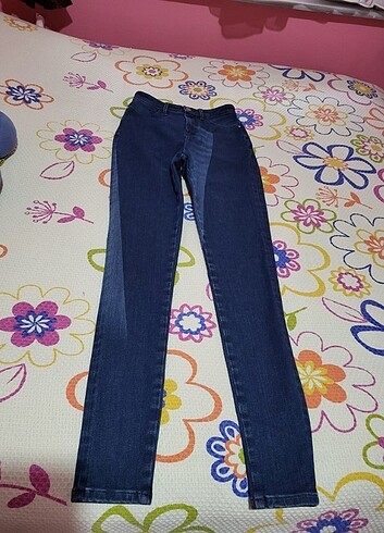 28 Beden Kadın sıfır likralı kot pantolon