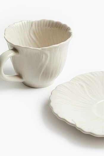 H&M Home 4 adet Fincan ve 4 adet Tabağı