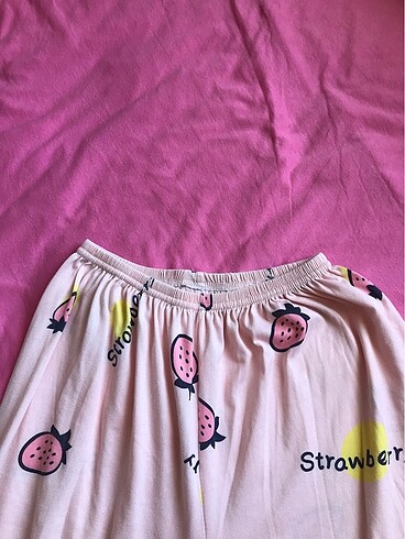 m Beden Strawberry pijama takımı