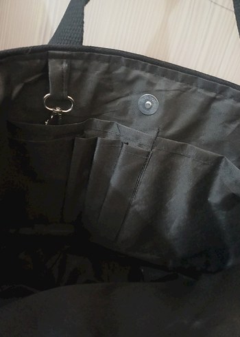 Beden VAGO Siyah Minimalist Kol Çantası