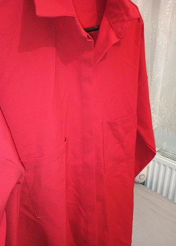 Kırmızı Düğmeli Kadın Gömlek - Görsel 2