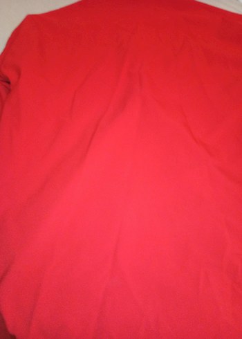 Kırmızı Düğmeli Kadın Gömlek - Görsel 3