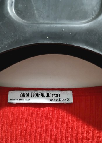 Düğmeli Kırmızı V Yaka Uzun Elbise Zara - Görsel 4