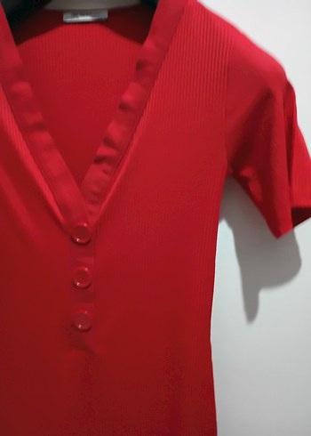 Düğmeli Kırmızı V Yaka Uzun Elbise Zara - Görsel 2