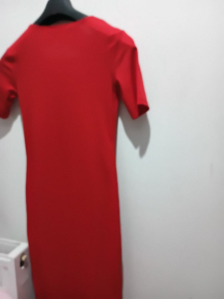 Düğmeli Kırmızı V Yaka Uzun Elbise Zara - Görsel 3