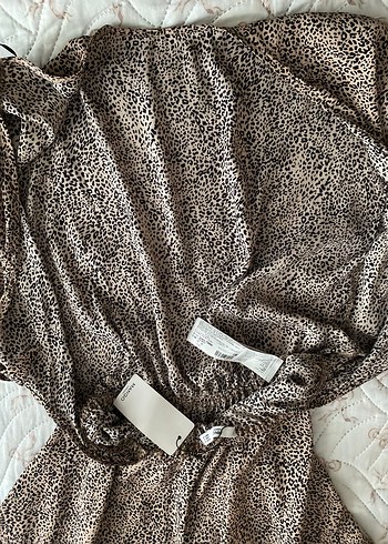 Mango sırt büzgülü detaylı şortlu tulum - Görsel 7