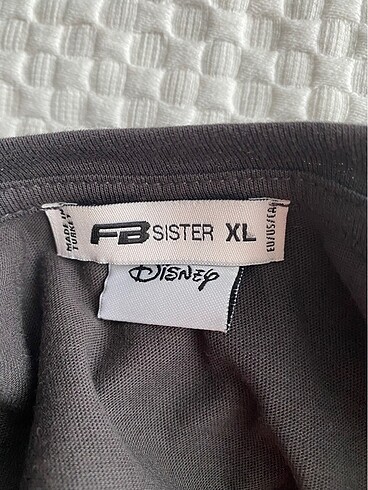 xl Beden siyah Renk Fb sister XL tshirt
