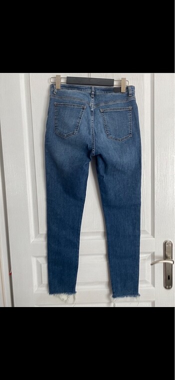 40 Beden Zara çiçekl baskılı kot pantolon