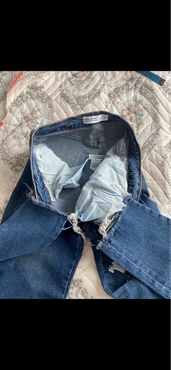 40 Beden lacivert Renk Zara çiçekl baskılı kot pantolon