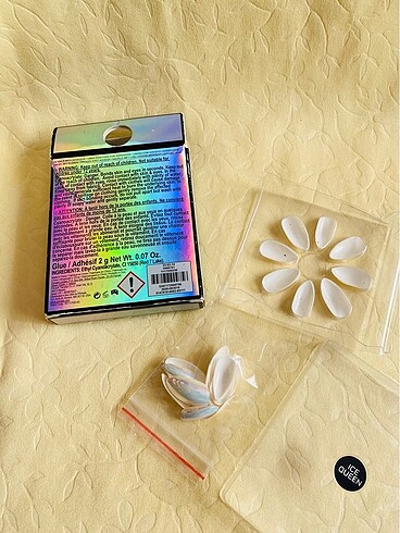 Beyaz takma tırnak - Görsel 3