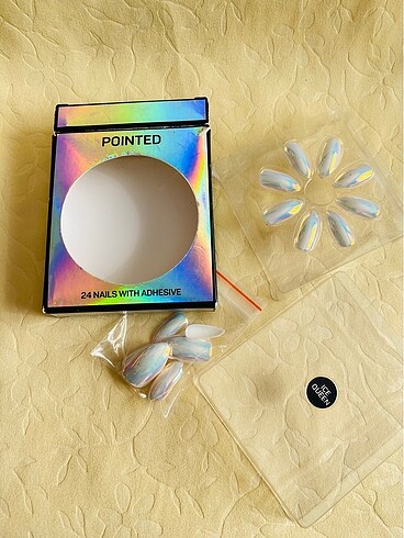 Beyaz takma tırnak - Görsel 5