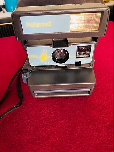 Polaroid 636 fotoğraf makinesi