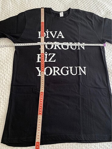m Beden Diva yorgun biz yorgun baskılı siyah tshirt