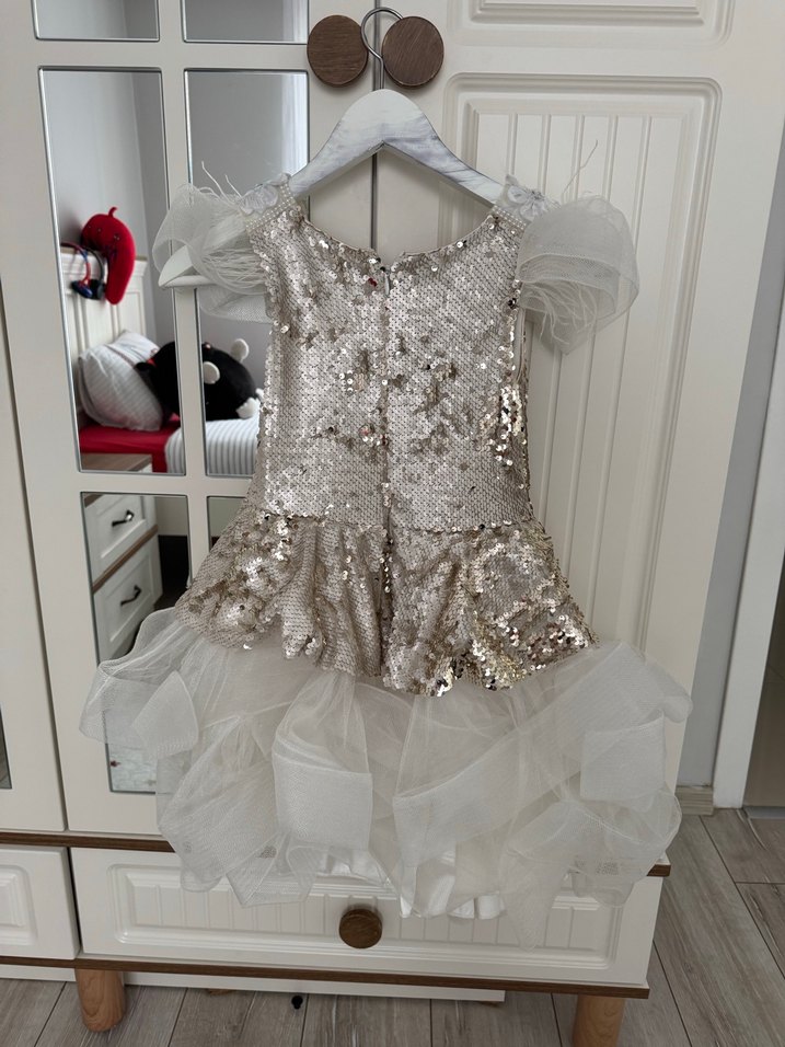 Beyaz Payetli Kolsuz Kız Çocuk Elbisesi - Görsel 3